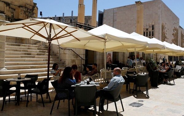 Malta é primeiro país da União Europeia a alcançar imunidade de grupo, anuncia governo