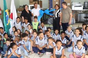 Prefeitura entrega novos equipamentos para escolas municipais da área rural de SL